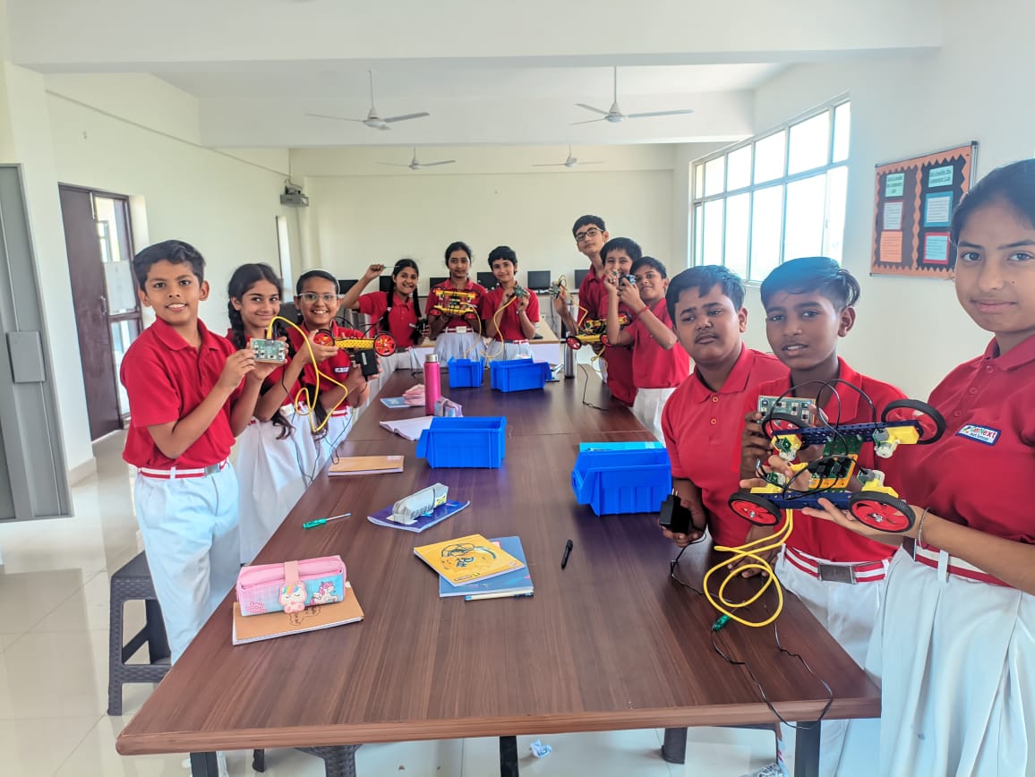 DS STEM LAB | Robotics, AI & ATL Lab Setup for Schools in India